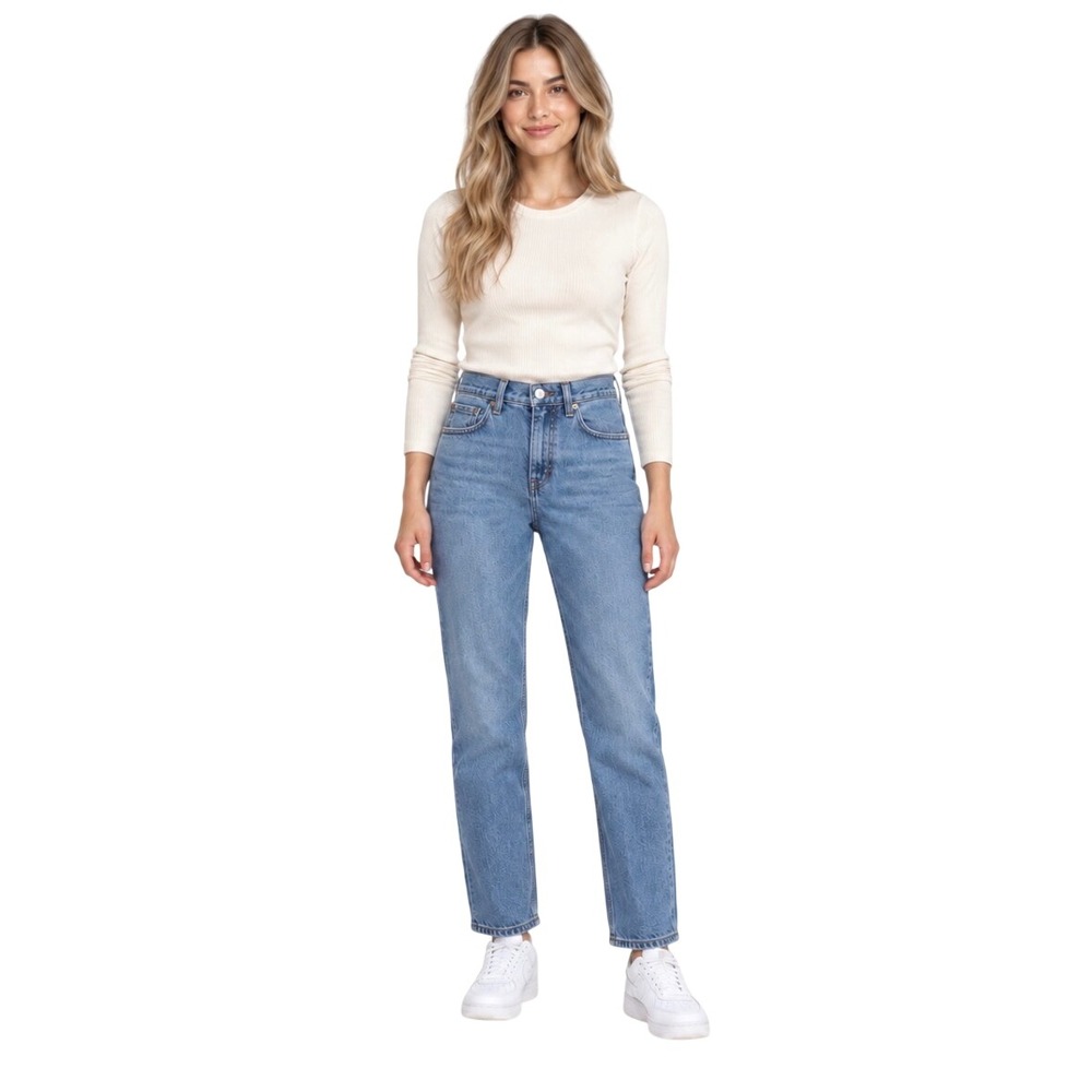 Madewell The 90s Straight Leg Jeans in Medium Wash Blue Denim Size 26P Petite